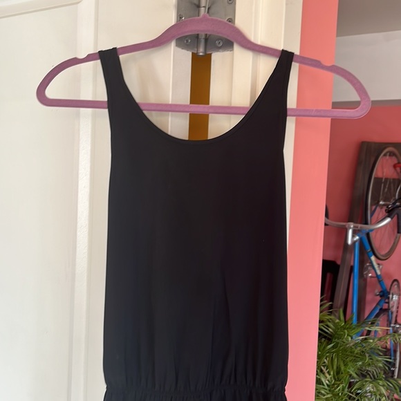 Banana Republic Racerback Active Airstrerch Midi Dress - Picture 4 of 8